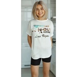 IN-N-OUT Burger Las Vegas Tee Women's Small Graphic White Crewneck Short Sleeve